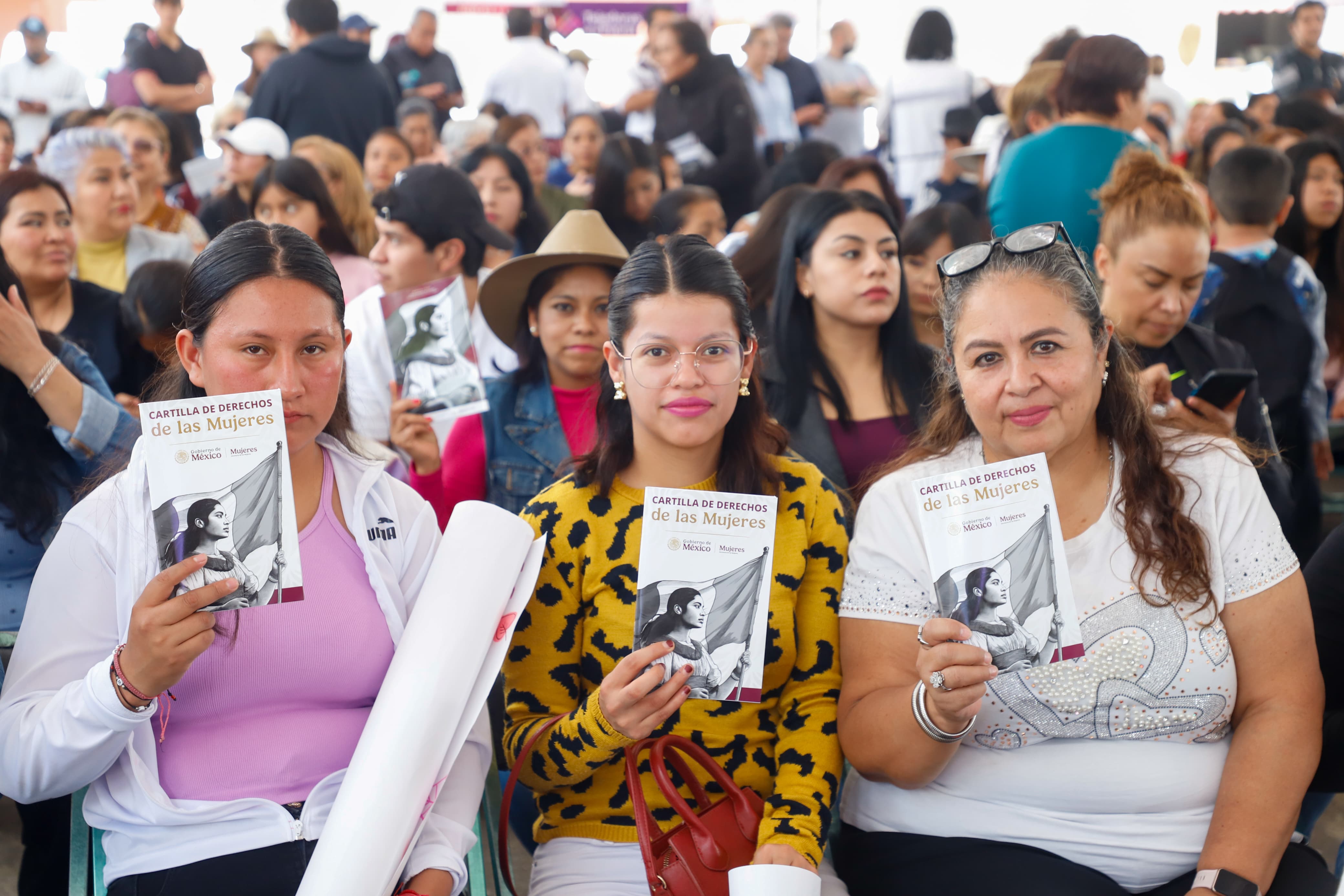 Voces por la Igualdad- Citlalli Hernández y Armenta escuchan a mujeres en Puebla (6)